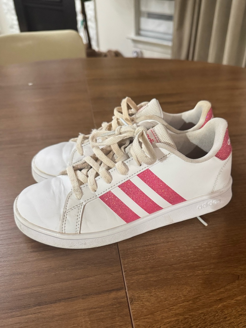 adidas Kids White Sneakers with Pink Stripe Accents us 2